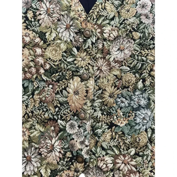 Vintage L.L. Bean Freeport Maine Tapestry Adjustable Tie Back Vest Size 6 - Picture 2 of 4